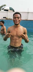 images/pool_emanuel.jpg