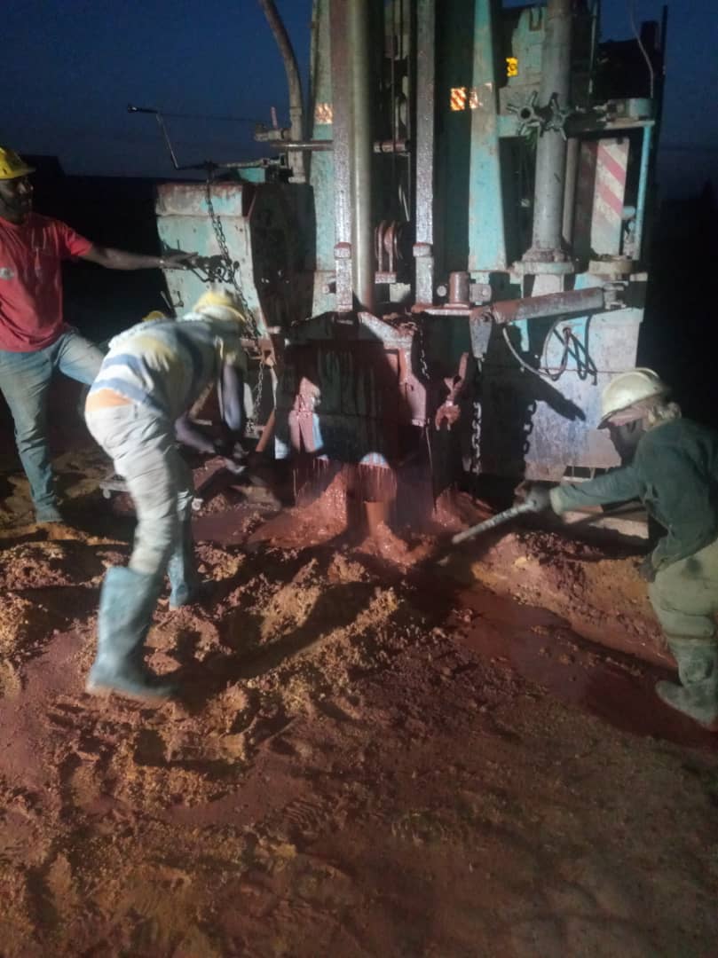 Constructing a borehole in Aframano (2020)